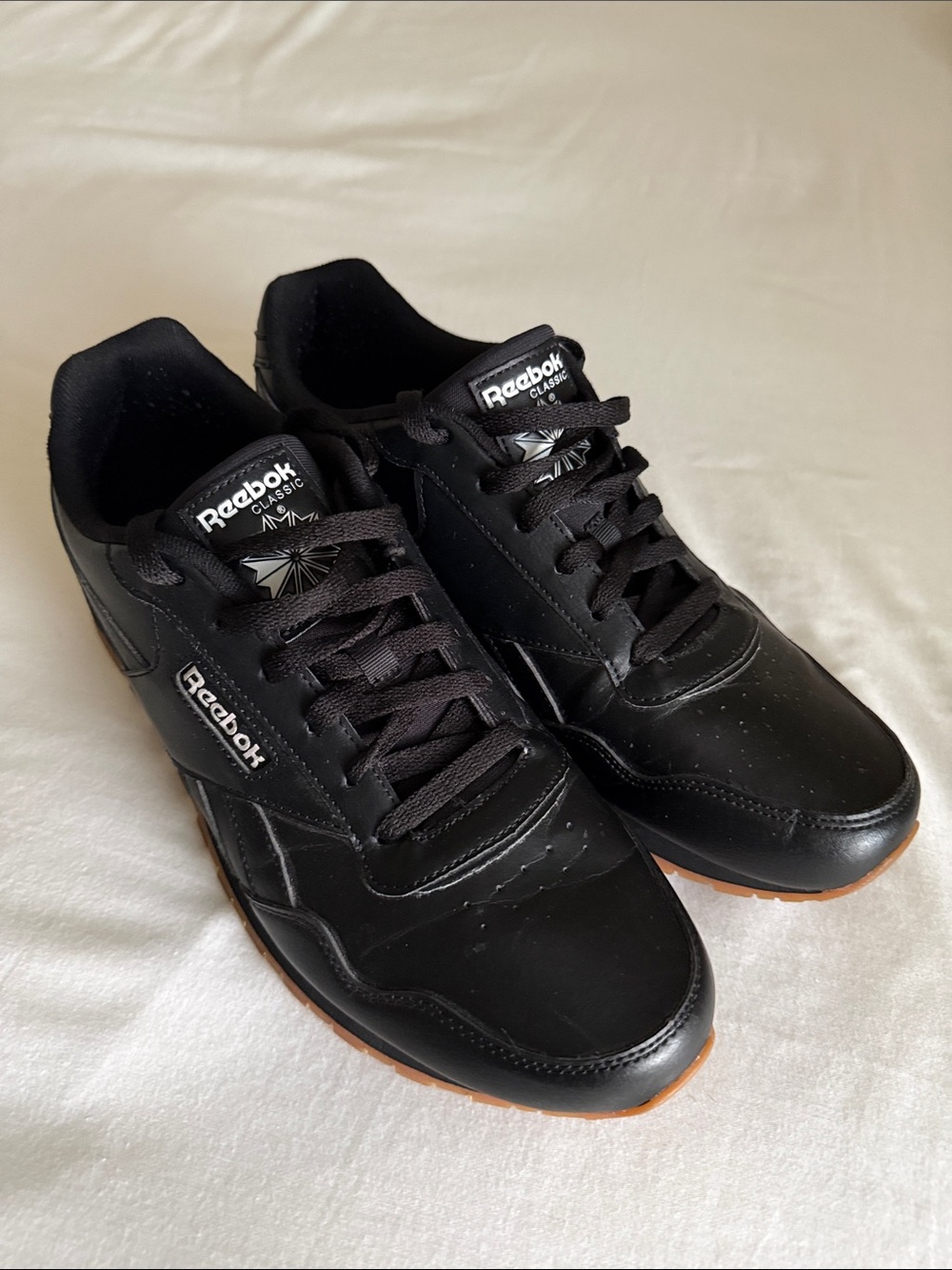 Men’s size 11.5 black Reebok sneakers